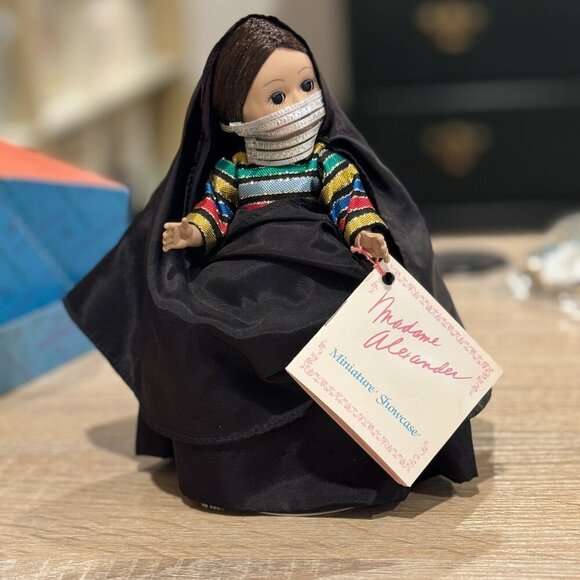 Vintage Madame Alexander Egypt Doll 543 - Picture 1 of 4